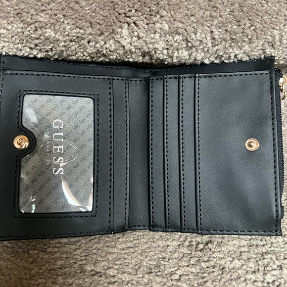 Guess Microfiber Wallet - Picture 4 of 6